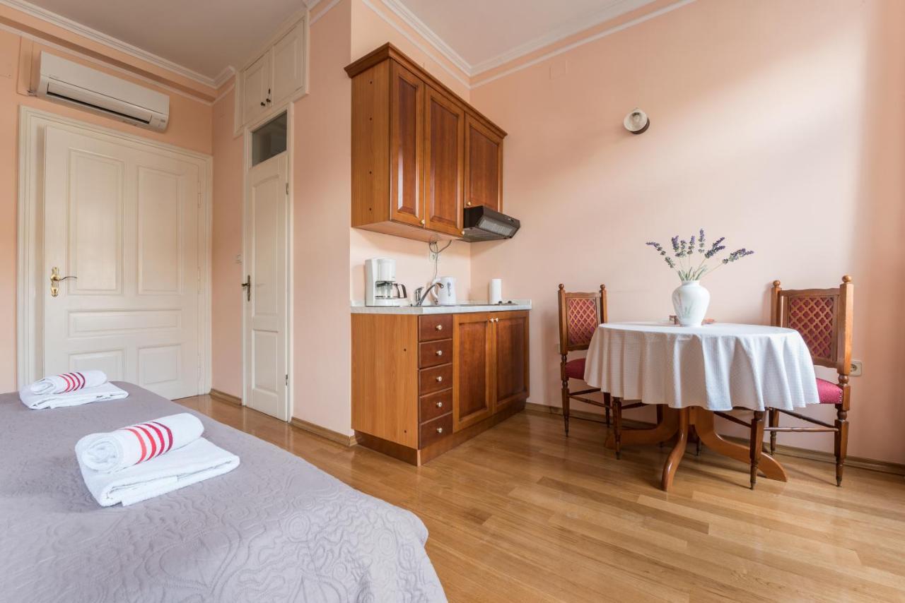 Apartments Villa Devana Opatija Buitenkant foto