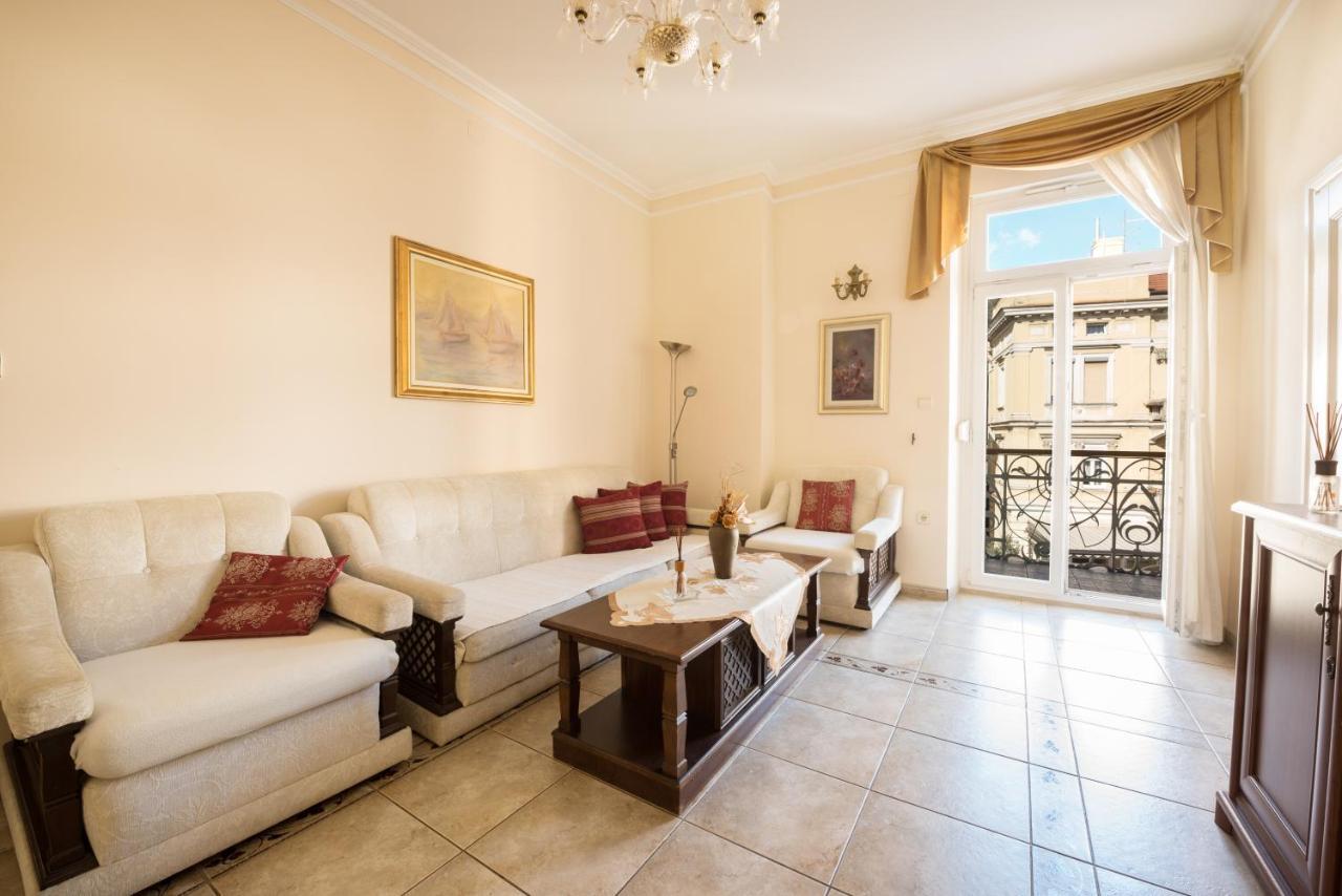 Apartments Villa Devana Opatija Buitenkant foto